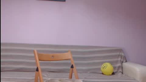 Snapshot of anittac14 chatting on 19, 10, 2025 Anitta online show from 19, 10, 2025