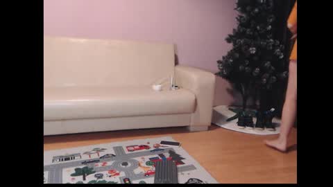 Snapshot of anittac14 chatting on 5, 12, 2025 Anitta online show from 5, 12, 2025