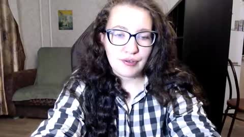 Snapshot of ankey_rayah chatting on 18, 9, 2025 Nameless online show from 18, 9, 2025