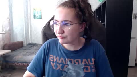 Snapshot of ankey_rayah chatting on 12, 10, 2025 Nameless online show from 12, 10, 2025