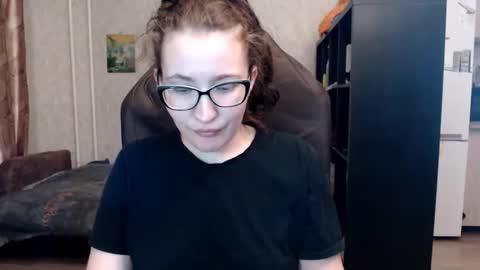 Snapshot of ankey_rayah chatting on 13, 12, 2025 Nameless online show from 13, 12, 2025