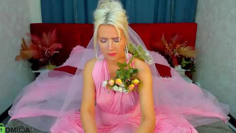 Luna Lady online show from 25, 5, 2026