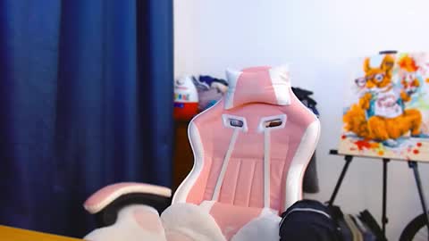 Snapshot of ann_mikele chatting on 12, 10, 2025 Ann online show from 12, 10, 2025