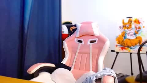 Snapshot of ann_mikele chatting on 30, 10, 2025 Ann online show from 30, 10, 2025