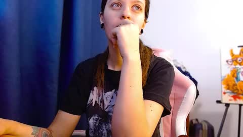 Snapshot of ann_mikele chatting on 10, 11, 2025 Ann online show from 10, 11, 2025