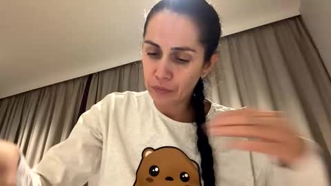 Snapshot of anna___25 chatting on 9, 11, 2025 Anna online show from 9, 11, 2025