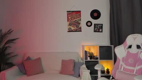 Snapshot of anna_belle3 chatting on 3, 2, 2025 AnnaThe next stream is tomorrow online show from 3, 2, 2025