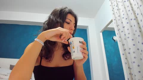 Anna online show from 3, 2, 2025