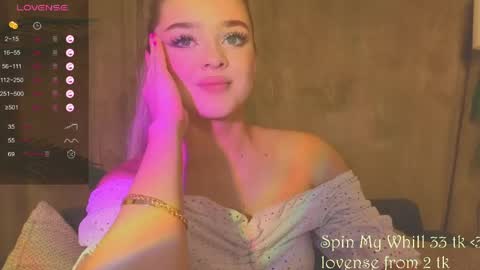 Snapshot of anna_nickol chatting on 7, 5, 2026 Anna online show from 7, 5, 2026