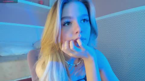 Snapshot of anna_robinson chatting on 9, 2, 2025 Anna online show from 9, 2, 2025