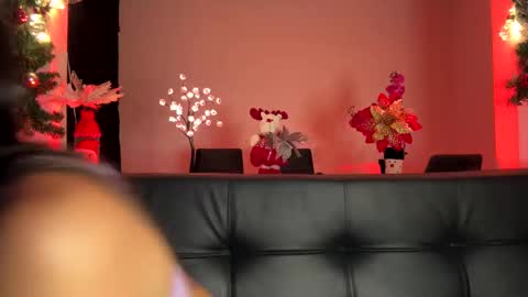 Snapshot of annaa__ chatting on 9, 12, 2024 annaa__ online show from 9, 12, 2024