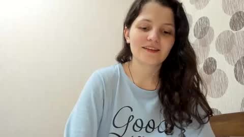 annaahcharm online show from 2, 3, 2025