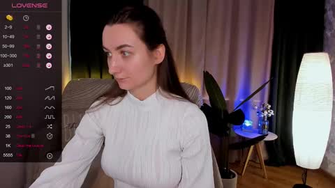 Snapshot of annacooleman_ chatting on 1, 3, 2025 Anna online show from 1, 3, 2025