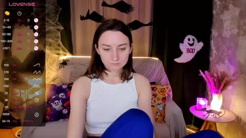 Snapshot of annacooleman_ chatting on 28, 10, 2025 Anna online show from 28, 10, 2025