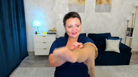 Snapshot of annacorlane chatting on 18, 5, 2026 annacorlane online show from 18, 5, 2026