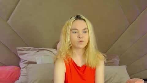 AnnaDelon online show from 9, 9, 2025