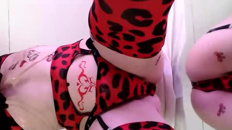 Snapshot of annaevodees666 chatting on 1, 1, 2025 Anna Evodees online show from 1, 1, 2025