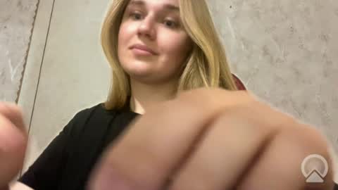 Snapshot of annagoldy3 chatting on 2, 7, 2026 Anna online show from 2, 7, 2026