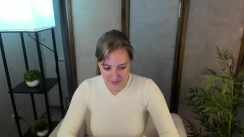 Snapshot of annagrees1 chatting on 28, 9, 2025 annagrees1 online show from 28, 9, 2025