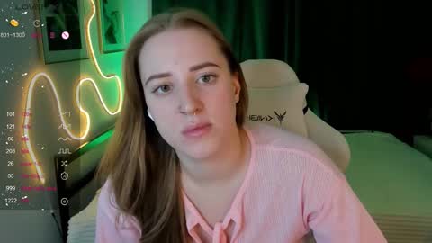 Snapshot of annagrees1 chatting on 18, 12, 2025 annagrees1 online show from 18, 12, 2025