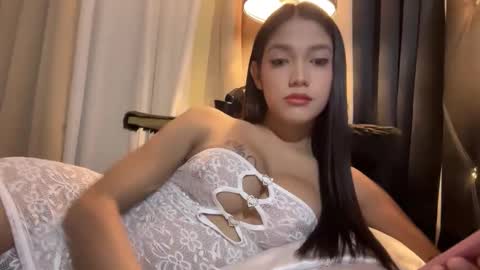 Snapshot of annalolaxoxo chatting on 10, 1, 2026 AshyElliston online show from 10, 1, 2026