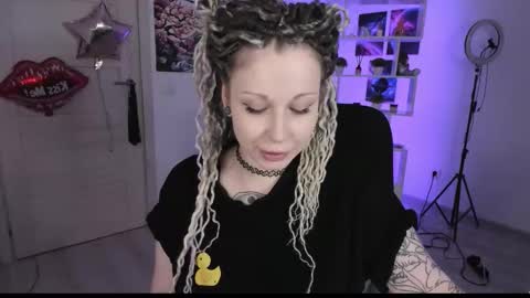 Snapshot of annanebula chatting on 25, 9, 2025 Anna online show from 25, 9, 2025