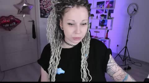 Snapshot of annanebula chatting on 1, 10, 2025 Anna online show from 1, 10, 2025