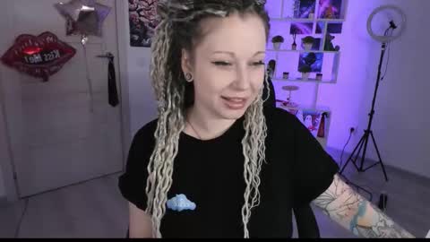 Snapshot of annanebula chatting on 10, 10, 2025 Anna online show from 10, 10, 2025