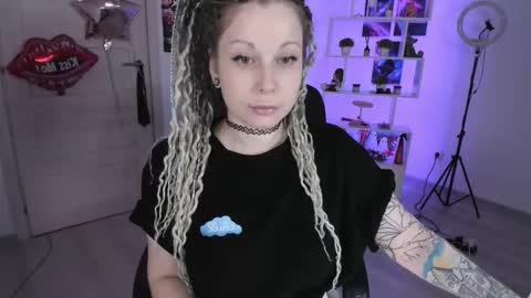 Snapshot of annanebula chatting on 22, 10, 2025 Anna online show from 22, 10, 2025