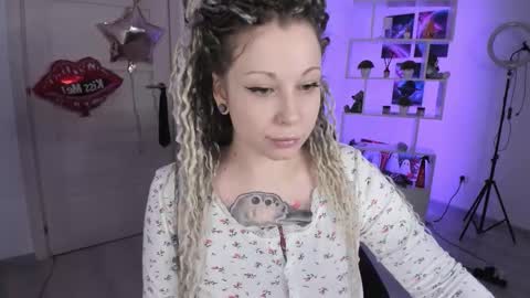 Snapshot of annanebula chatting on 30, 10, 2025 Anna online show from 30, 10, 2025