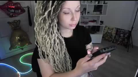 Snapshot of annanebula chatting on 17, 7, 2026 Anna online show from 17, 7, 2026