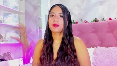 Snapshot of annaqueen_ chatting on 1, 11, 2025 Anna online show from 1, 11, 2025