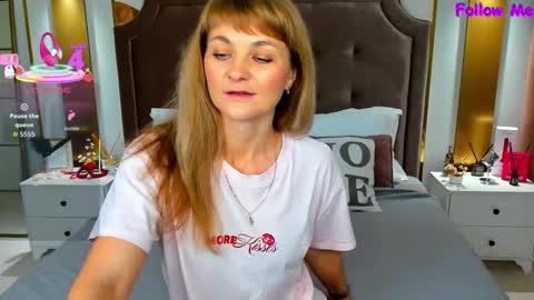 Anna online show from 5, 12, 2025