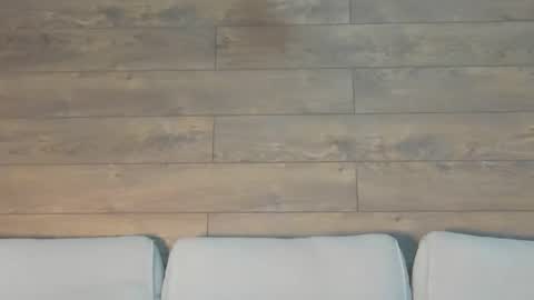 annasplash online show from 19, 1, 2025