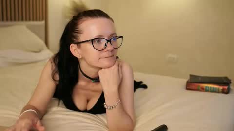 Snapshot of annav_ chatting on 5, 6, 2026 Anna June online show from 5, 6, 2026