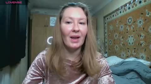 Snapshot of annaxlovers chatting on 14, 1, 2026 AnnaXLovers online show from 14, 1, 2026