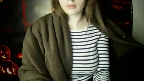 Snapshot of annbelll chatting on 21, 10, 2025 Bella online show from 21, 10, 2025