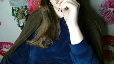 Snapshot of annbelll chatting on 22, 11, 2025 Bella online show from 22, 11, 2025