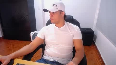 Snapshot of anndyhardy11 chatting on 13, 12, 2024 Anndy Hardy online show from 13, 12, 2024