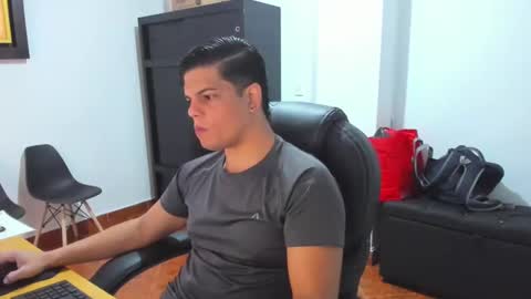 Snapshot of anndyhardy11 chatting on 17, 12, 2024 Anndy Hardy online show from 17, 12, 2024