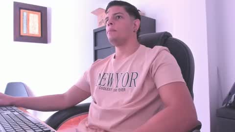 Snapshot of anndyhardy11 chatting on 6, 1, 2025 Anndy Hardy online show from 6, 1, 2025