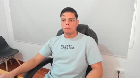 Snapshot of anndyhardy11 chatting on 7, 1, 2025 Anndy Hardy online show from 7, 1, 2025