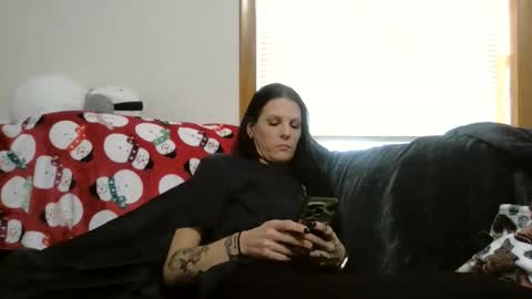 anne online show from 2, 12, 2025