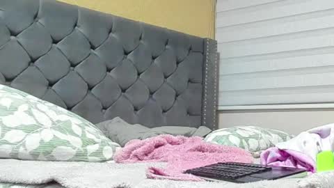       online show from 4, 4, 2026