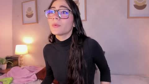 Snapshot of anne_noire chatting on 27, 6, 2026 Annie online show from 27, 6, 2026