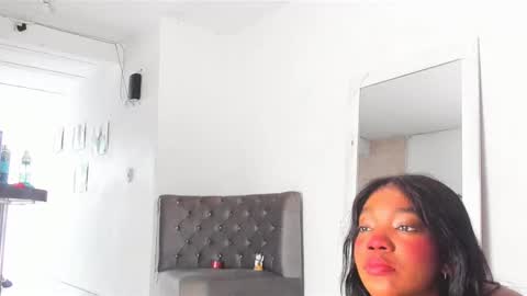 Annie  online show from 15, 2, 2025