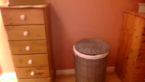 annecharlie online show from 15, 9, 2025