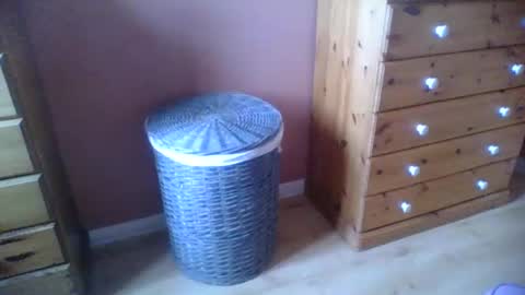 annecharlie online show from 12, 11, 2025