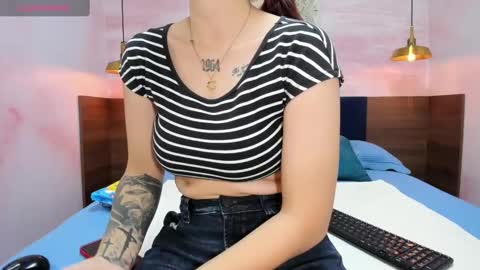 Snapshot of annedixie chatting on 5, 3, 2025 Anne online show from 5, 3, 2025