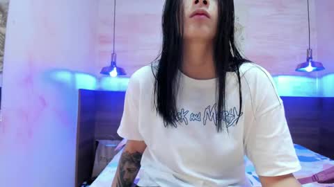 Snapshot of annedixie chatting on 18, 11, 2025 Anne online show from 18, 11, 2025